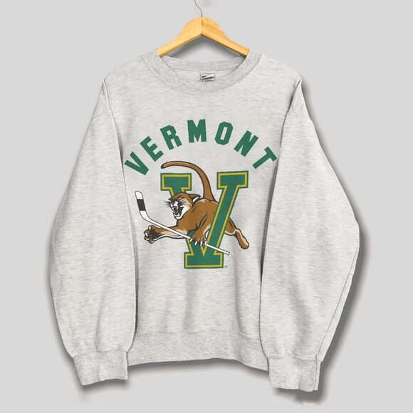 University Of Vermont Sweatshirt, UVM Vermont Catamounts Hockey Unisex Shirt Tee - Picture 1 of 2